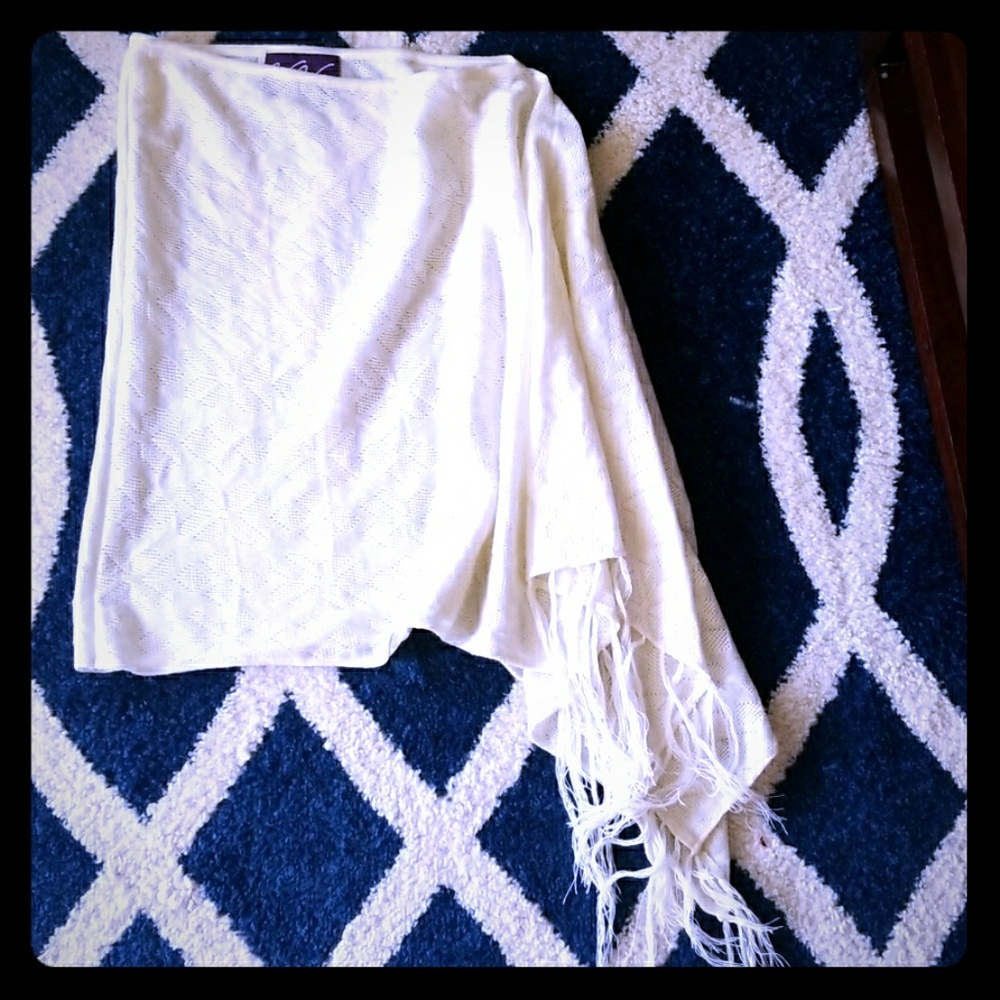 Poncho sweater
